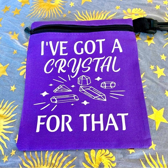 Crystal Purple Pouch Carrying Bag with Zipper & Latch Hook & Assorted Crystals. - Picture 2 of 9